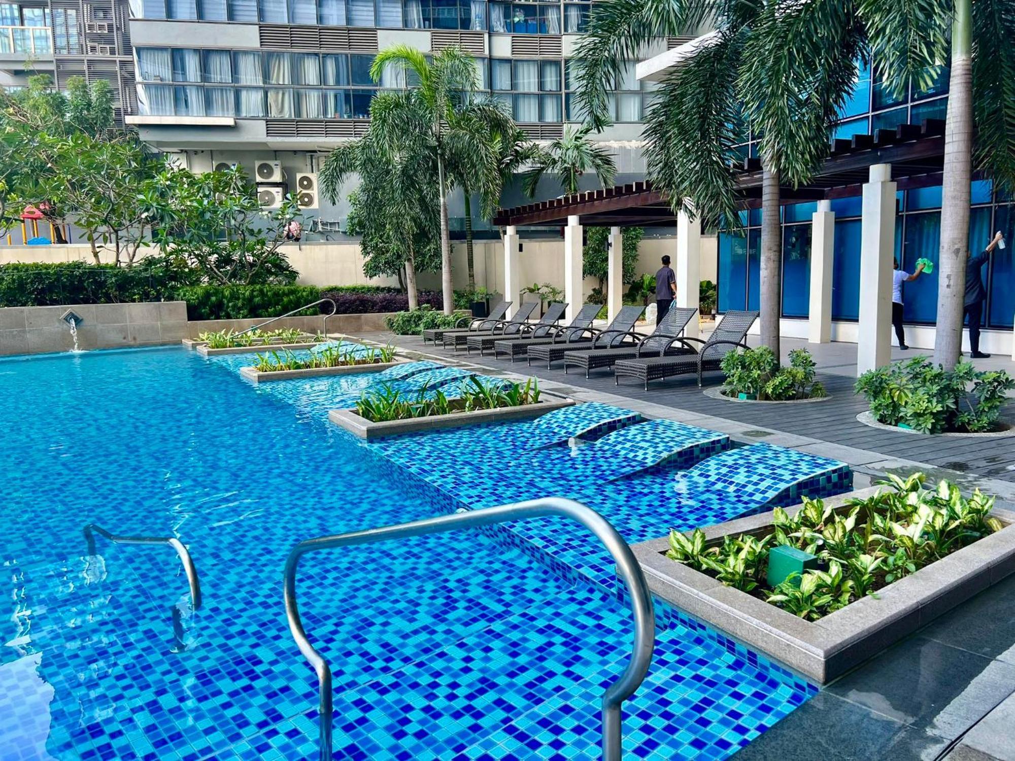 Hotel Vibe Condo At Uptown Parksuites Bgc Taguig Eksteriør billede