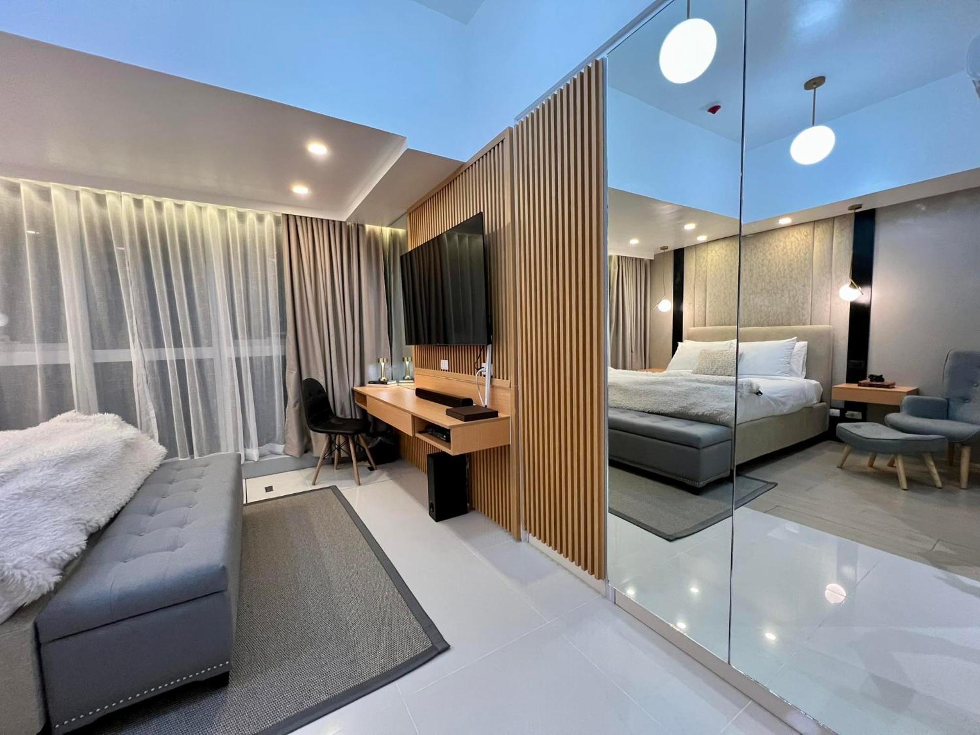 Hotel Vibe Condo At Uptown Parksuites Bgc Taguig Eksteriør billede