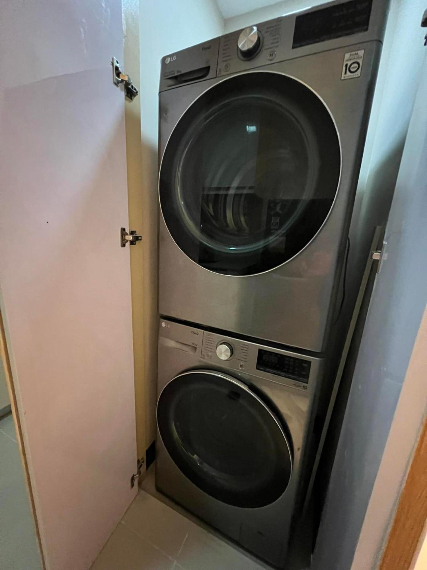Hotel Vibe Condo At Uptown Parksuites Bgc Taguig Eksteriør billede