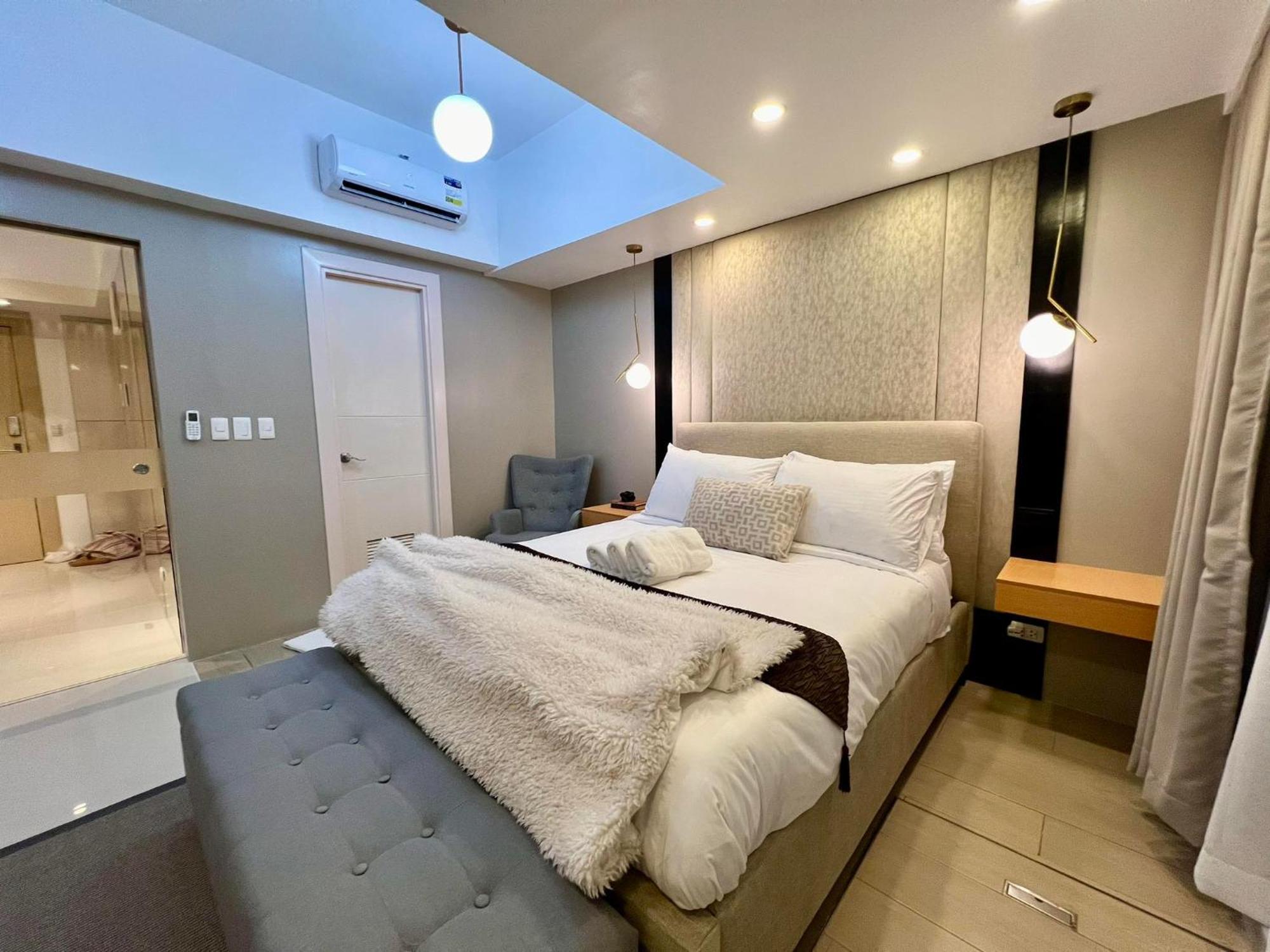 Hotel Vibe Condo At Uptown Parksuites Bgc Taguig Eksteriør billede